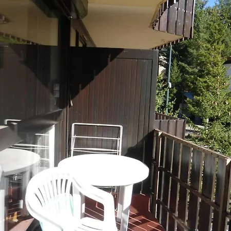 Appartement Pied Des Pistes Avec Balcon Enchastrayes