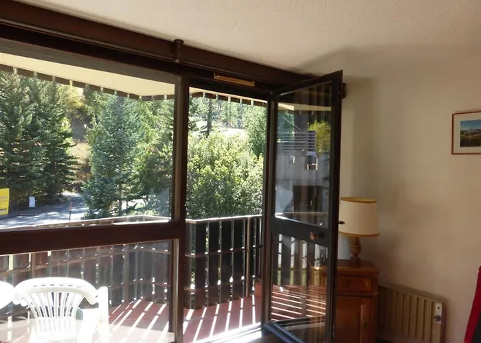 Ski-inski-out With Balcony Apartment